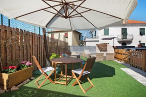 Sestri Lounge